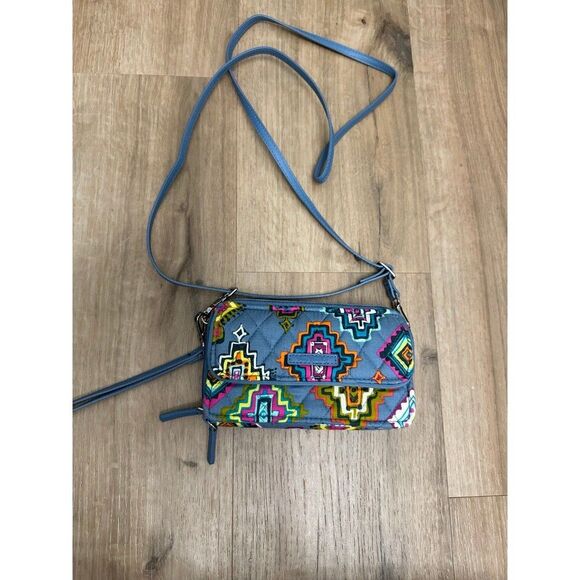 Vera Bradley Wristlet Crossbody Bag Wallet - Picture 1 of 4